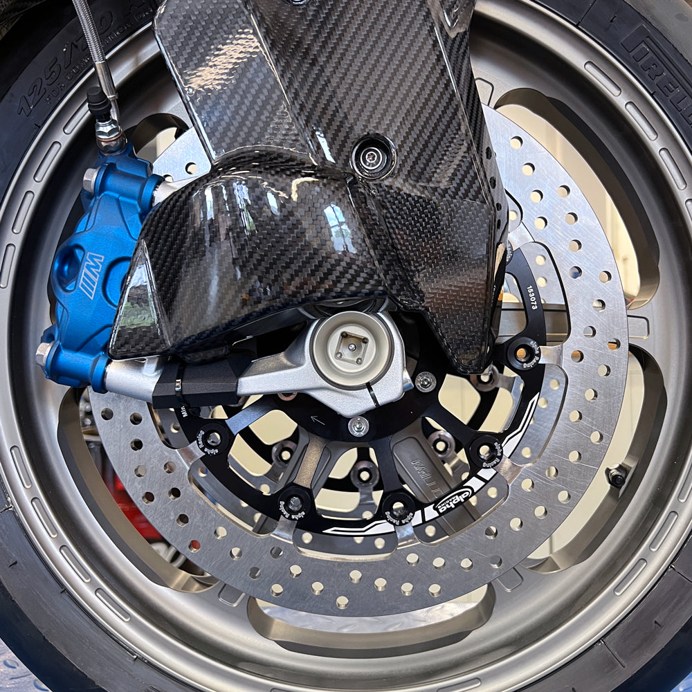 Alpha Racing Quick release kit front