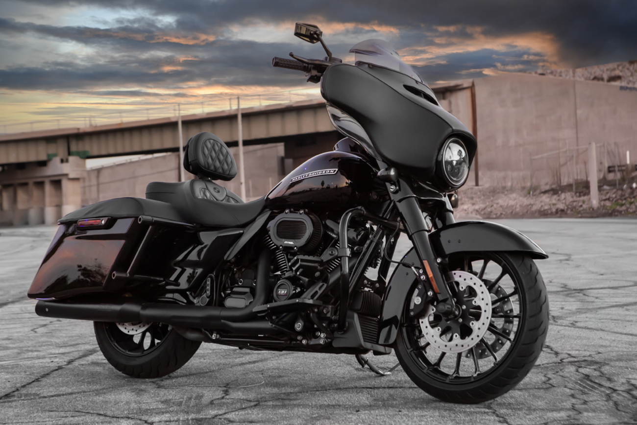 Saddlemen Roadsofa™ Seat - With Backrest - Full Lattice Stitch - Heated - FLH/FLT '08-'25