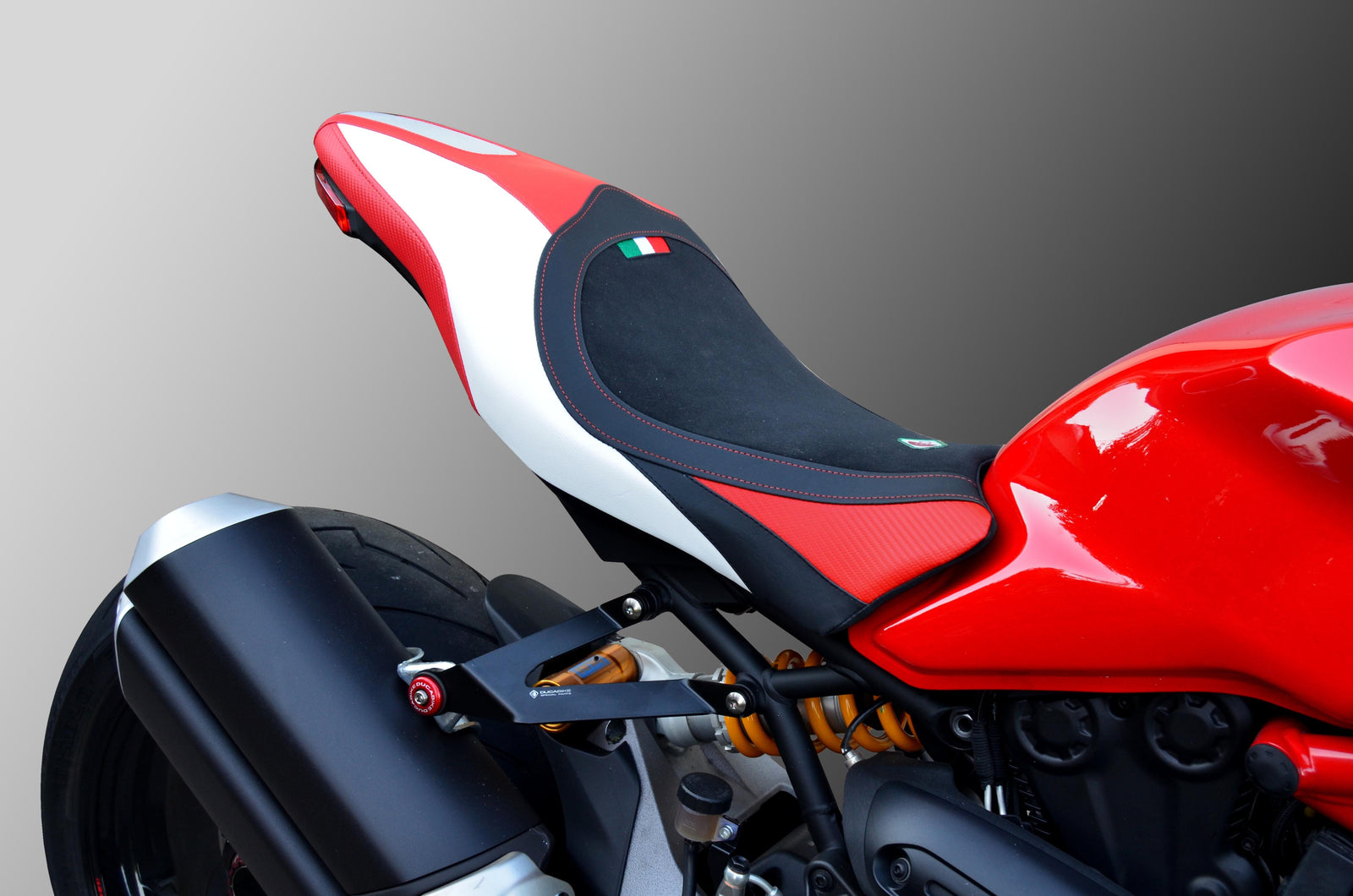 Ducabike DBK Csm1202 M1200 My17 Seat Cover - BLACK-RED