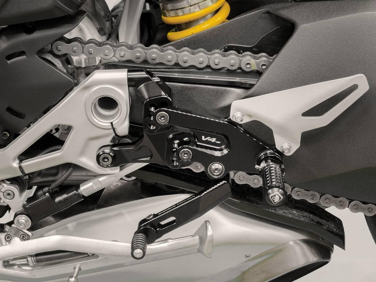 Ducabike DBK PRSFV401 SF V4 Adjustable Rearset - BLACK-BLACK