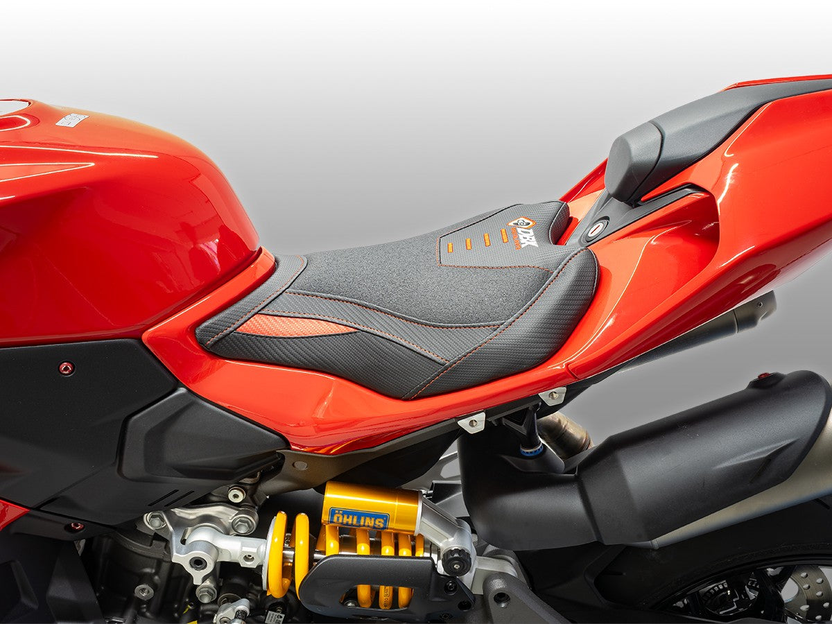 Ducabike DBK Csv2c02 PANIGALE/SF V2 MY25 Comfort Seat Cover - BLACK-RED