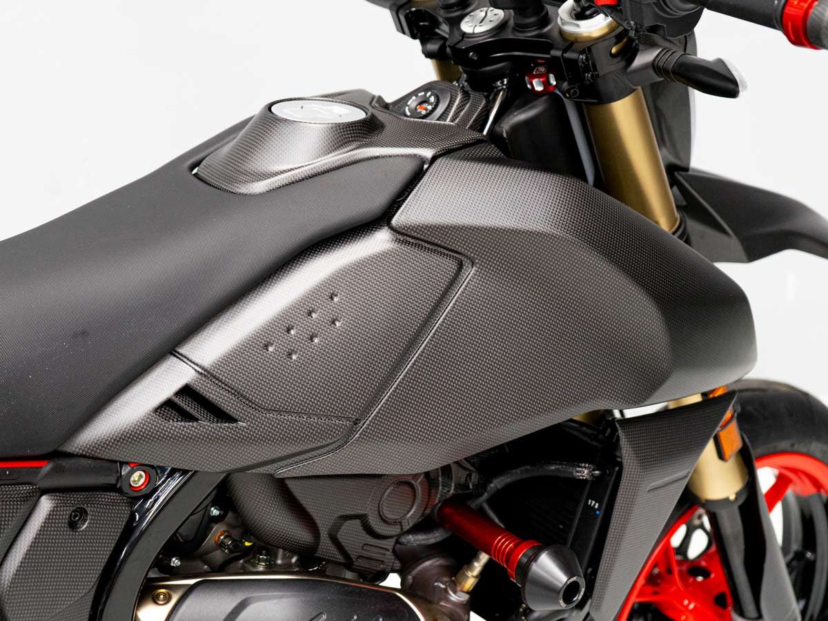 Ducabike DBK CRB151O HM 698 Mono Matt Carbon Tank Side Covers