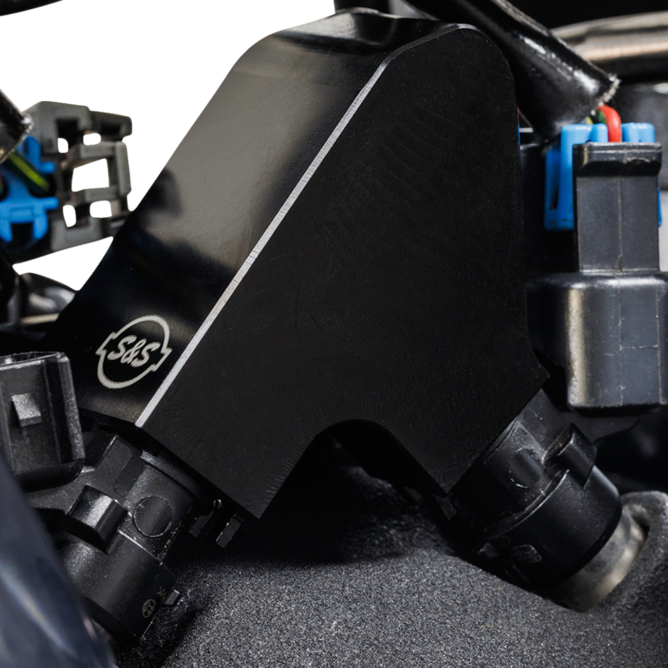 S&S Cycle Replacement Fuel Rail Kit - Black - M8 Softail