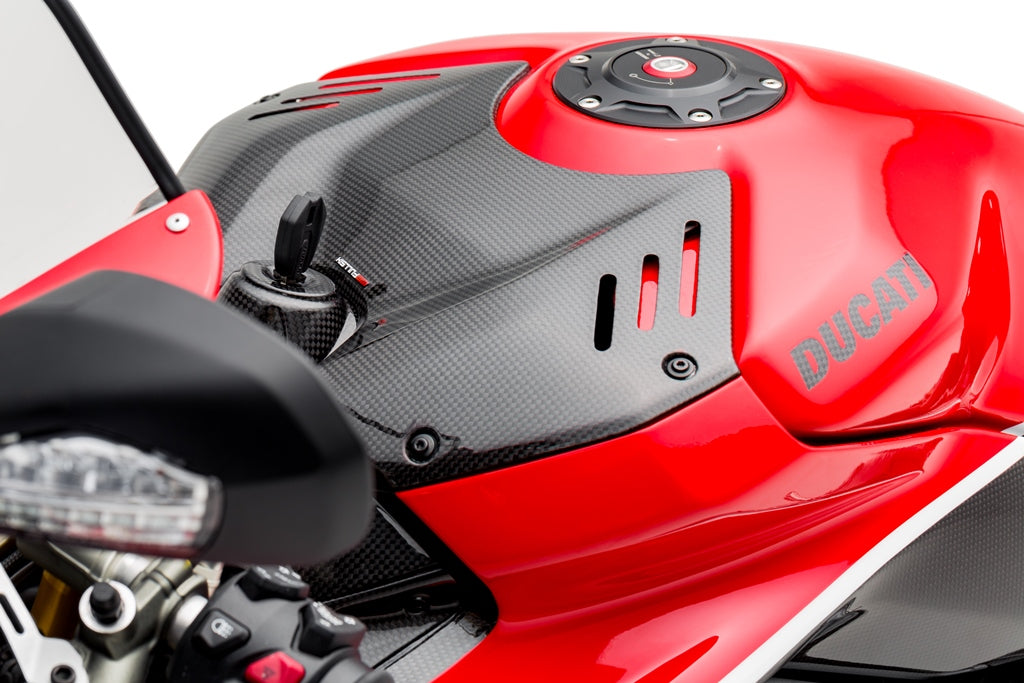 Fullsix Carbon Tank Cover V2