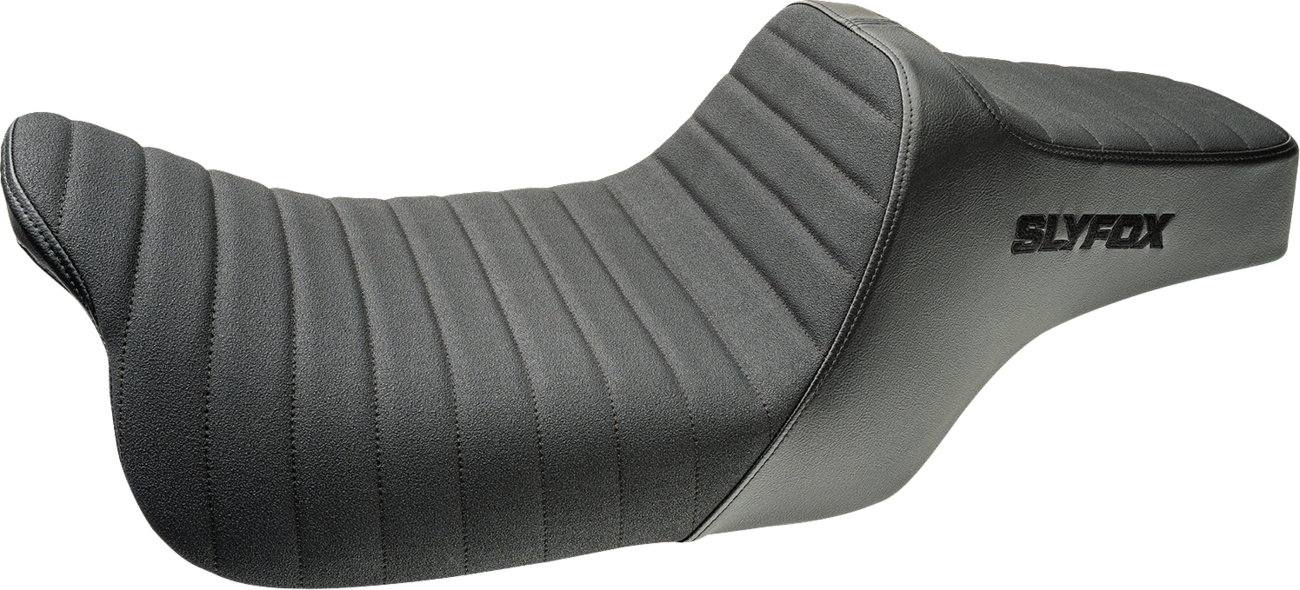 Slyfox Highnoon Seat - Vinyl - Classic Stitch - Black Logo - FLH/FLT '08-'24