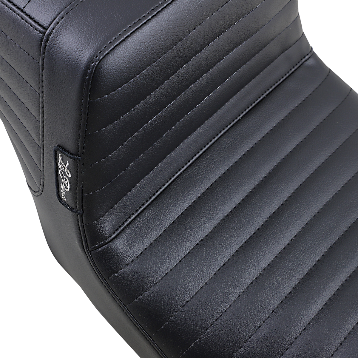 Le Pera Tailwhip Seat - Pleated - Black - FL '08-'23