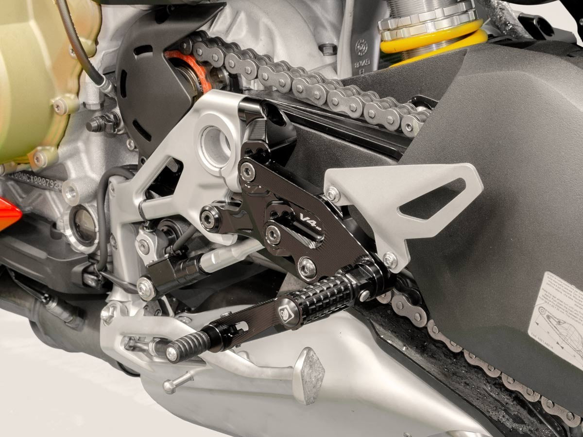 Ducabike DBK PRSFV401 SF V4 Adjustable Rearset - BLACK-BLACK