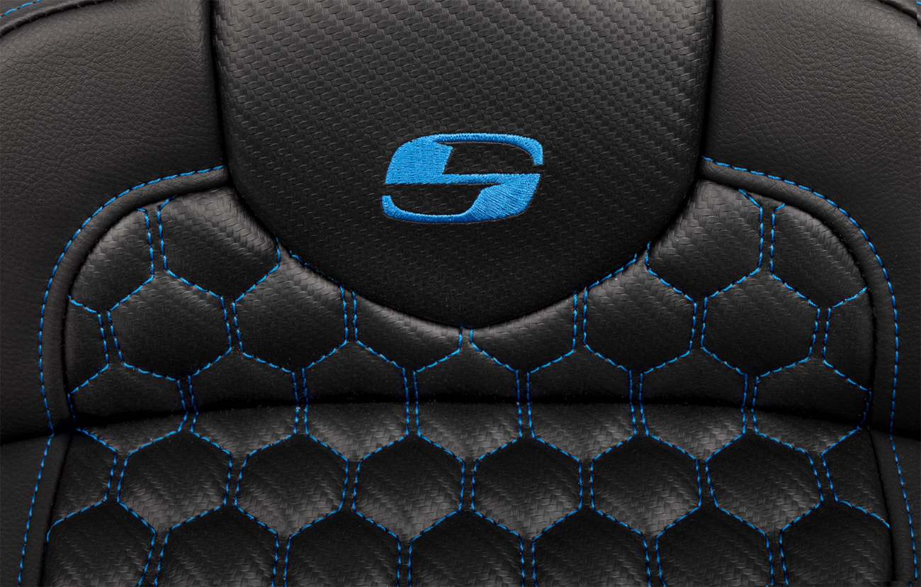 Saddlemen Roadsofa™ Extended Reach Seat - With Backrest - Honeycomb - Blue Stitch - FLTR/FLHX '23-'24