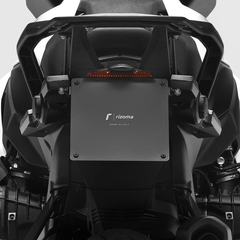 Rizoma Fox License Plate Support Kit