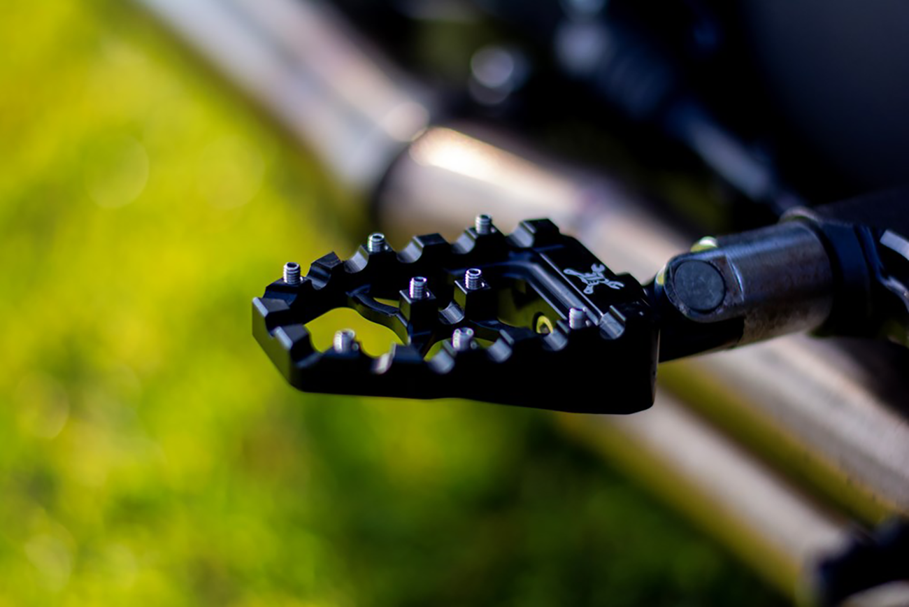 Burly Brand MX Evolution Passenger Pegs - Black - Softail