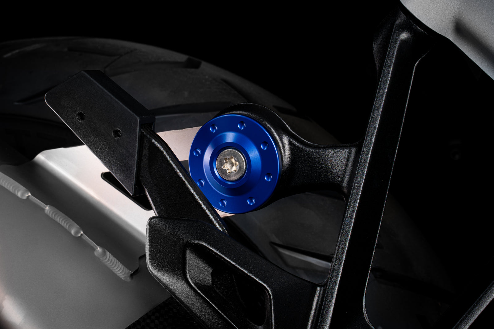 Gilles Tooling Exhaust Bracket Cover Kit Blue