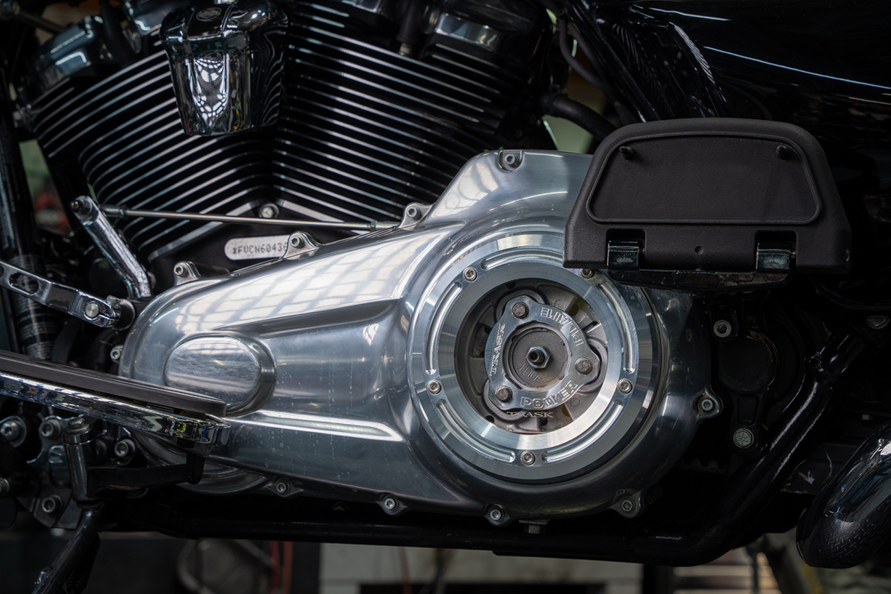 Trask Assault Derby Cover With Window - Raw - Touring/Trike