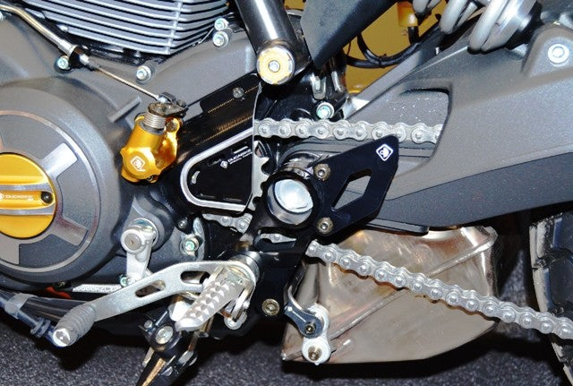 Ducabike DBK PRSCRA01 Rearset Scrambler - BLACK