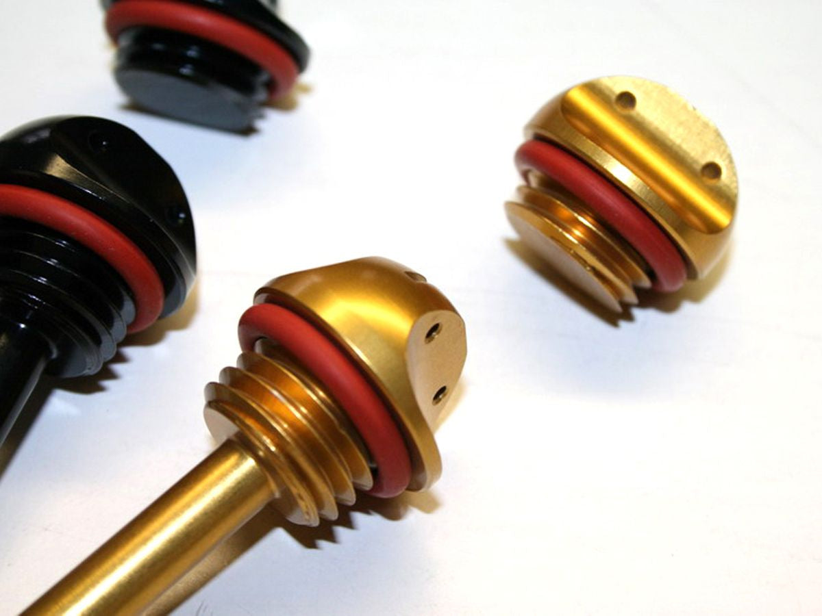 WRS Pair Of Engine And Gearbox Oil Caps