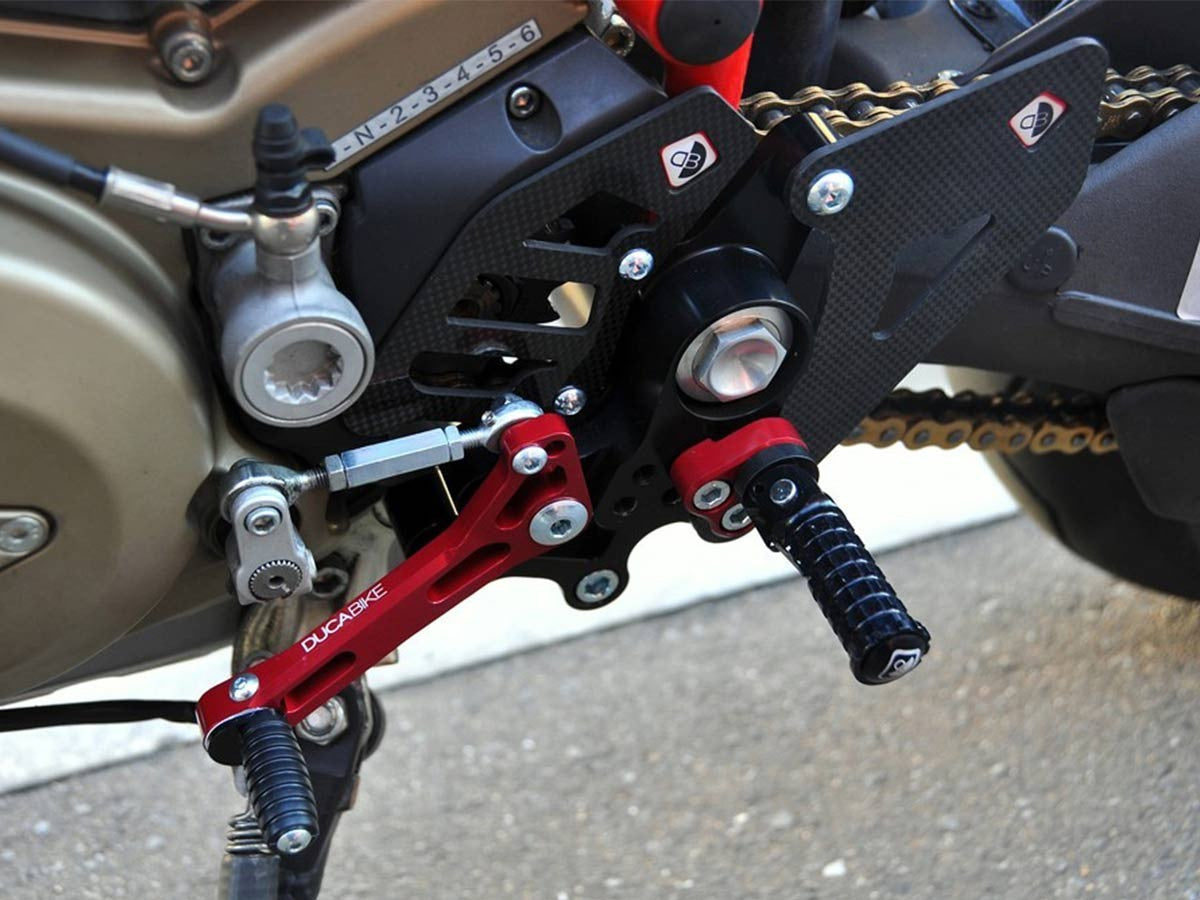 Ducabike DBK PRHM02 Pilot Rearset - BLACK-GOLD