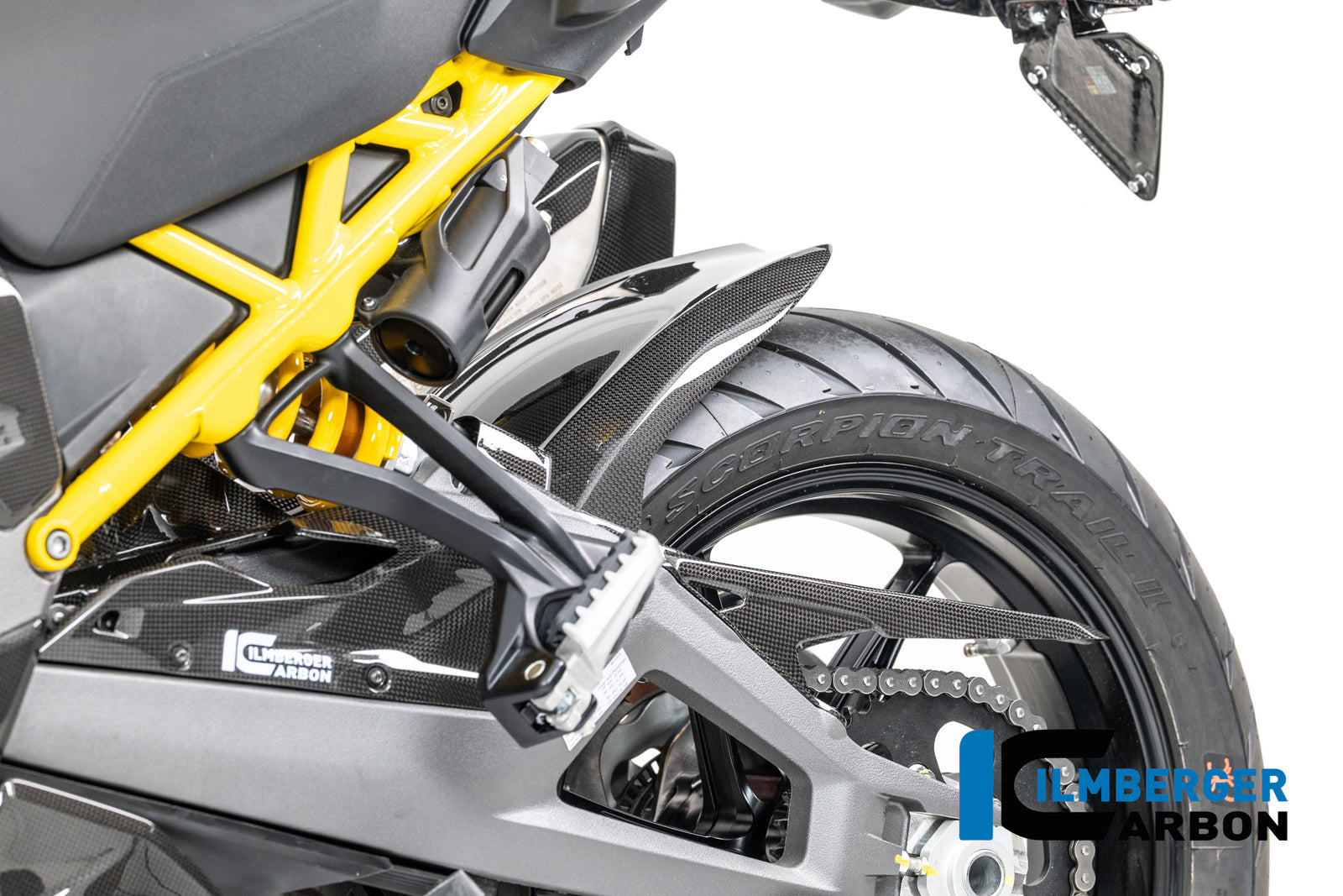 Ilmberger Carbon Chain Guard Carbon Glossy Ducati Multistrada V4 2025