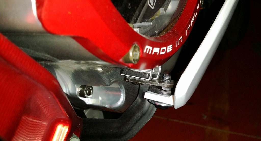 Ducabike DBK RPPIA05 Kit Fairing Spacer SS My17
