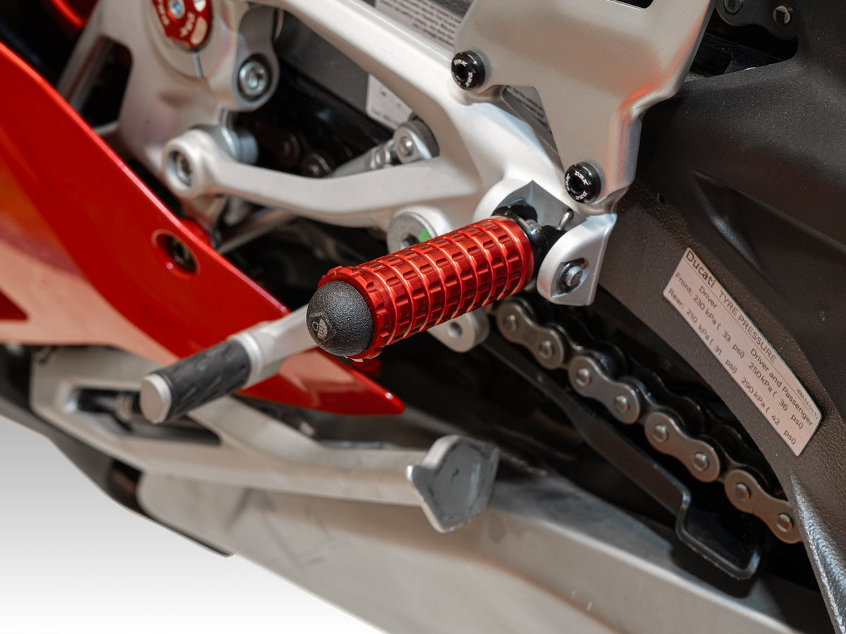 Ducabike DBK KAPM16D Ducati Pilot Footpegs Support Kit