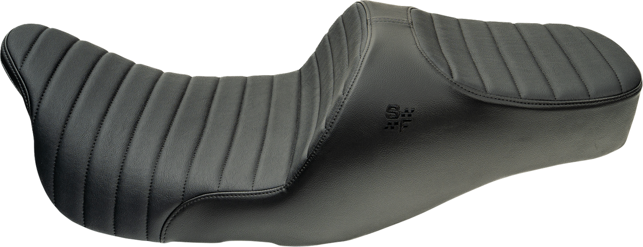 Slyfox Chariot Seat - Black Classic Stitch - Black Logo - FLH/FLT '09-'23.5