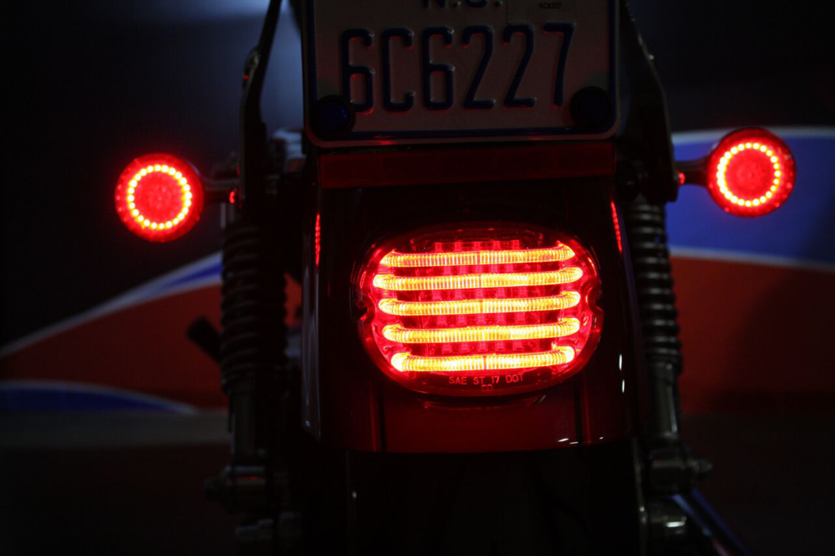 Custom Dynamics ProBEAM® Low-Profile LED Taillight Kit — With No Tag Light