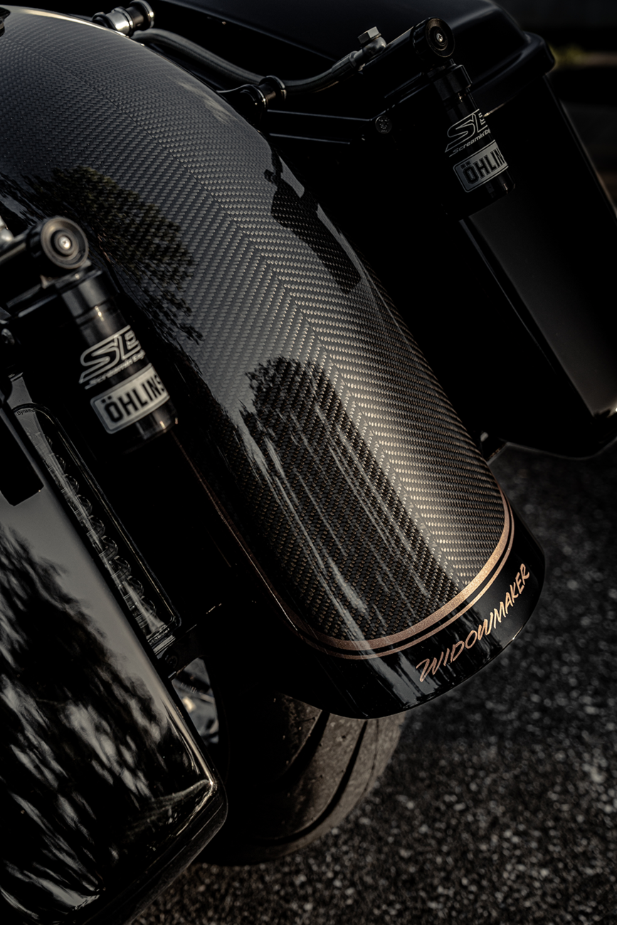 Slyfox Fender - Rear - Gloss Black
