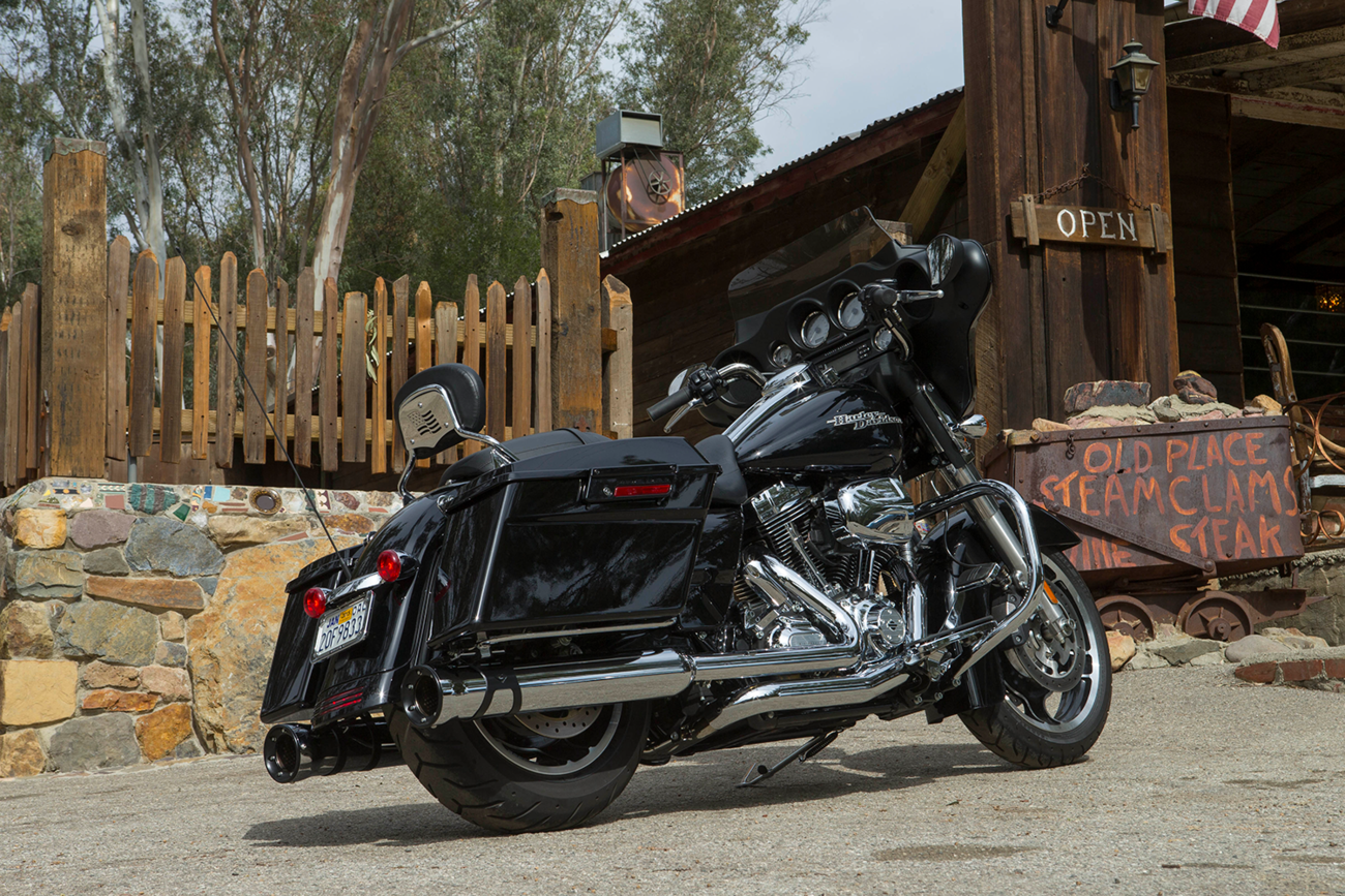 Cobra 4-1/2" Neighbor Haters® Series Mufflers - Chrome