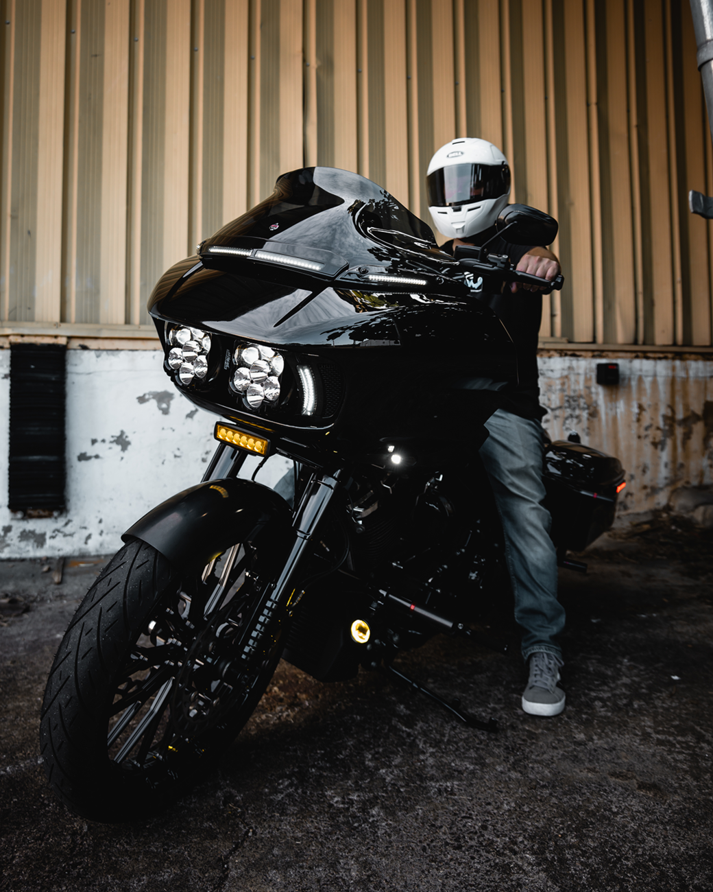 Custom Dynamics Shark Demon® 2 Headlight - Road Glide