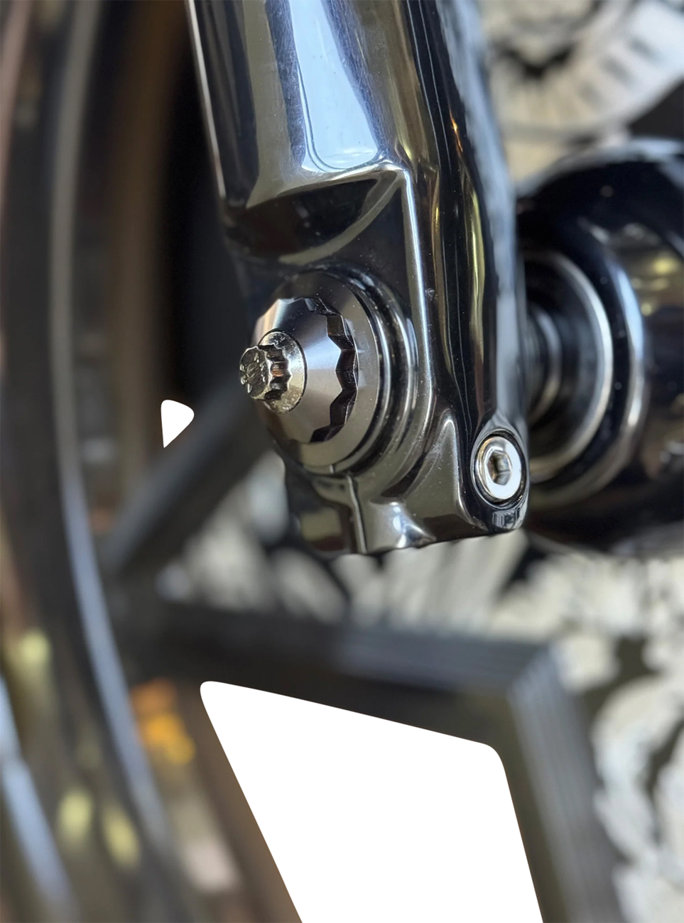 Paul Yaffe Bagger Nation Y-Axle With 12 Point Style Axle Cover Kit - Custom - Front - Blue - 1"