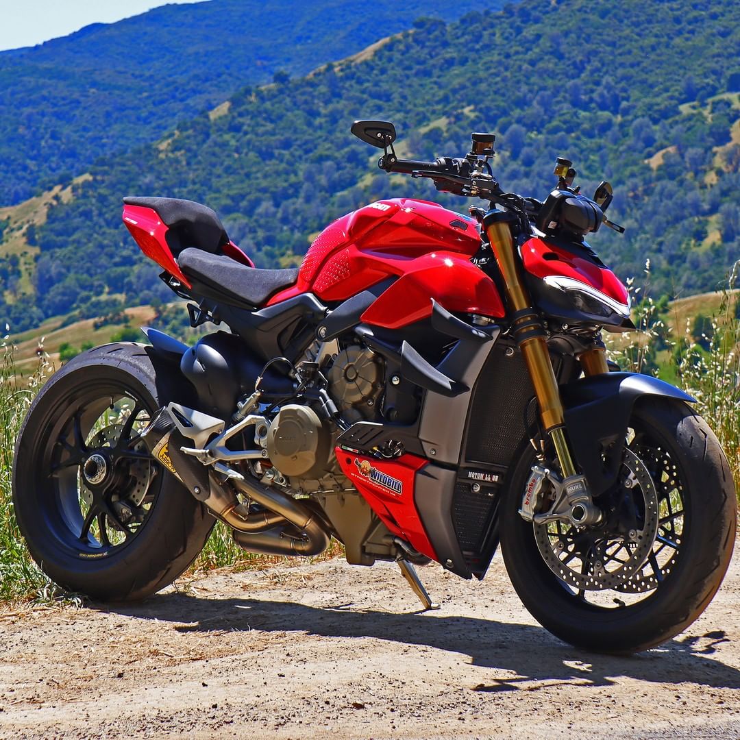 Arrow Works Titanium Slip-On Exhaust for Streetfighter V4 V4S