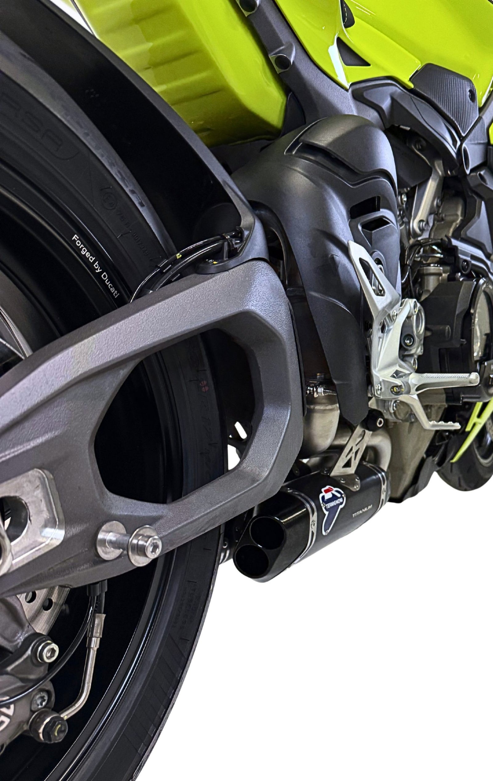 Termignoni D23509440INA Silencers Black Panigale V4/Streetfighter V4 MY25