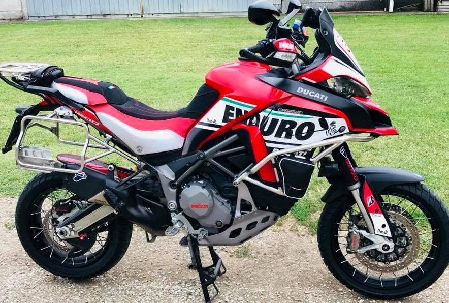 Ducabike DBK Csmtscen MTS Enduro Comfort Seat Cover - BLACK-RED-SILVER