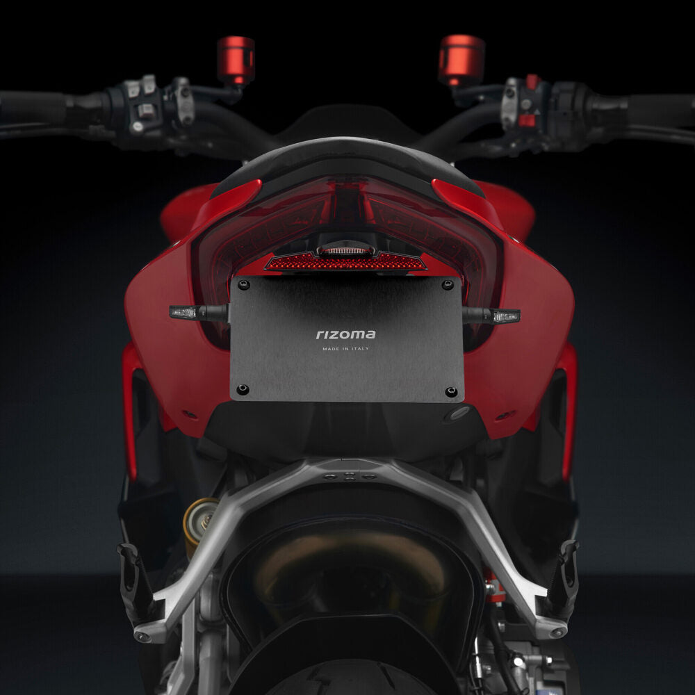 Rizoma Fox License Plate Support Kit
