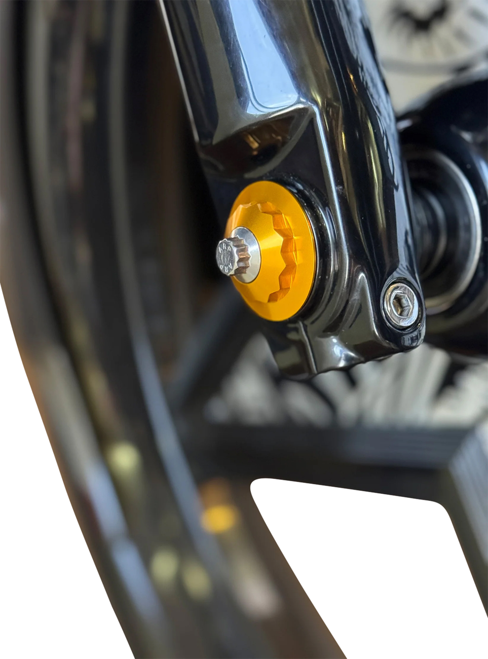 Paul Yaffe Bagger Nation Y-Axle With 12 Point Style Axle Cover Kit - Custom - Front - Gold - 25 MM