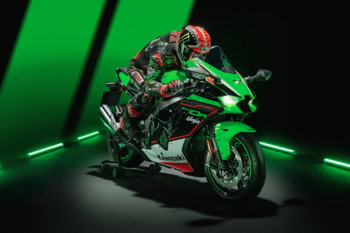 BT Moto 21_ZX10R_S1-700x467.jpg