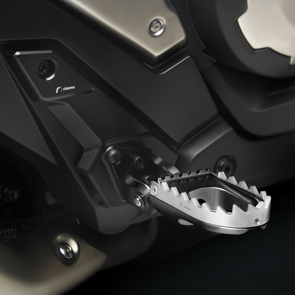 Rizoma Escape Pegs