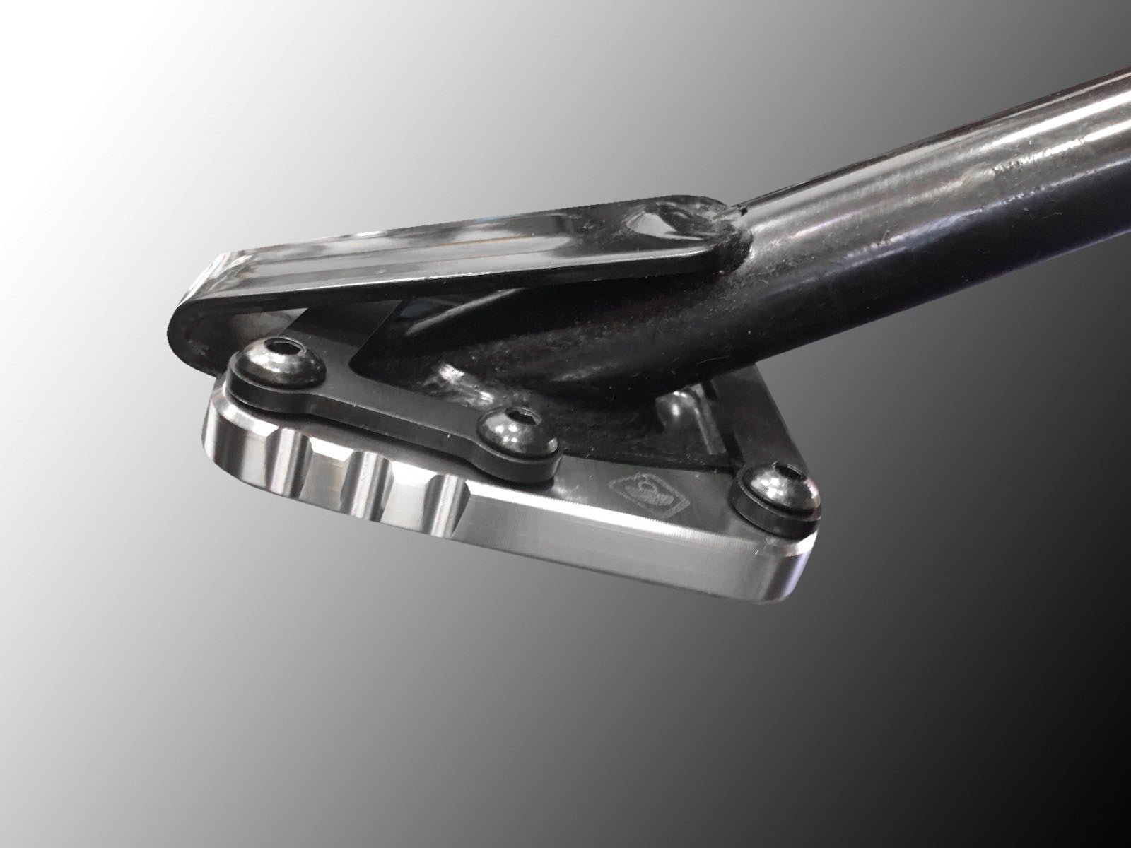Ducabike DBK BAC02 MTS 950 Kickstand Pad - SILVER