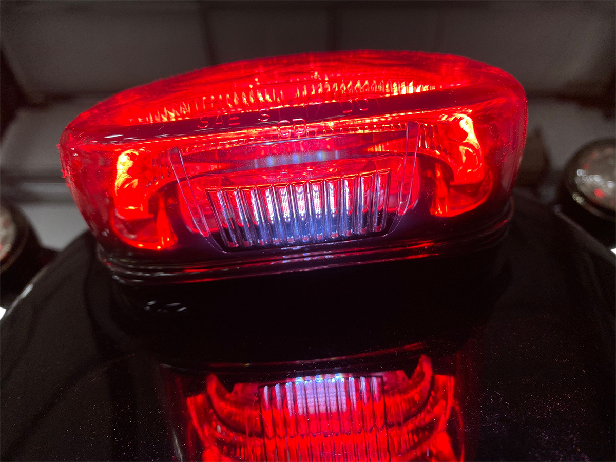 Custom Dynamics ProBEAM® Low-Profile LED Taillight Kit — With Bottom Tag Light