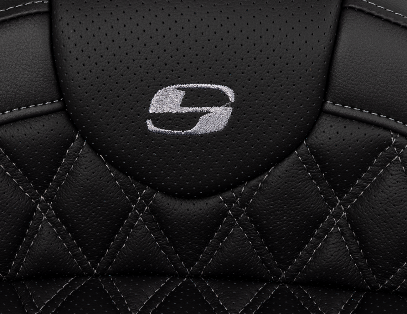 Saddlemen Roadsofa™ Seat - With Backrest - Dark Gray Stitch - FL '08-'23