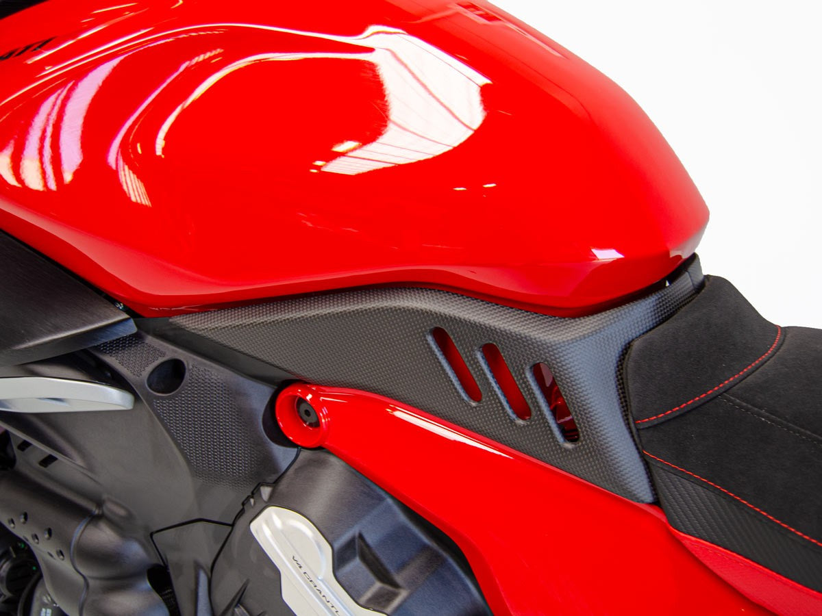 Ducabike DBK CRB71O Diavel V4 Matt Carbon Tank Sides