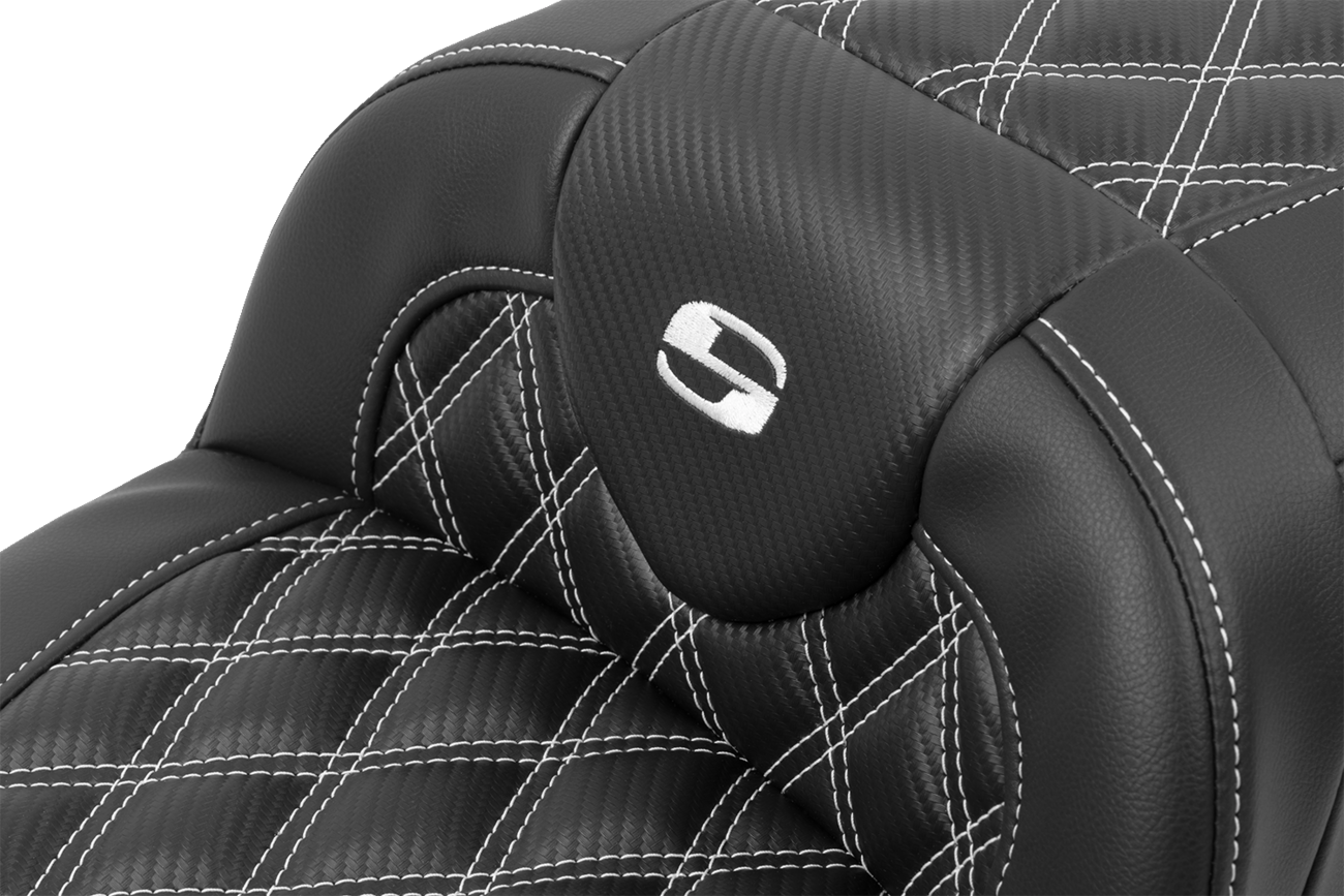 Saddlemen Roadsofa™ Extended Reach Seat - With Backrest - Lattice Stitch - White Stitch - FLTR/FLHX '23-'24