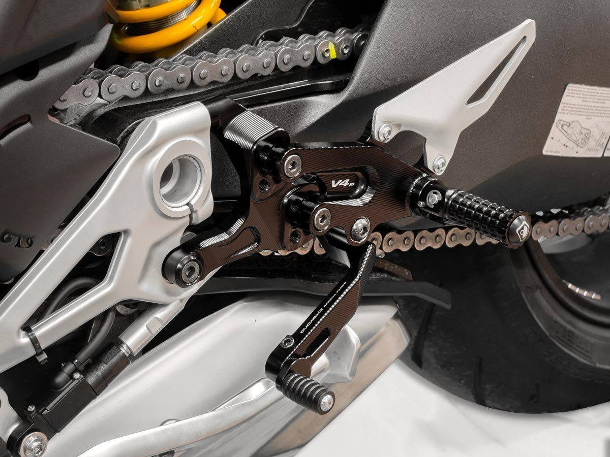 Ducabike DBK PRSFV401 SF V4 Adjustable Rearset - BLACK-BLACK