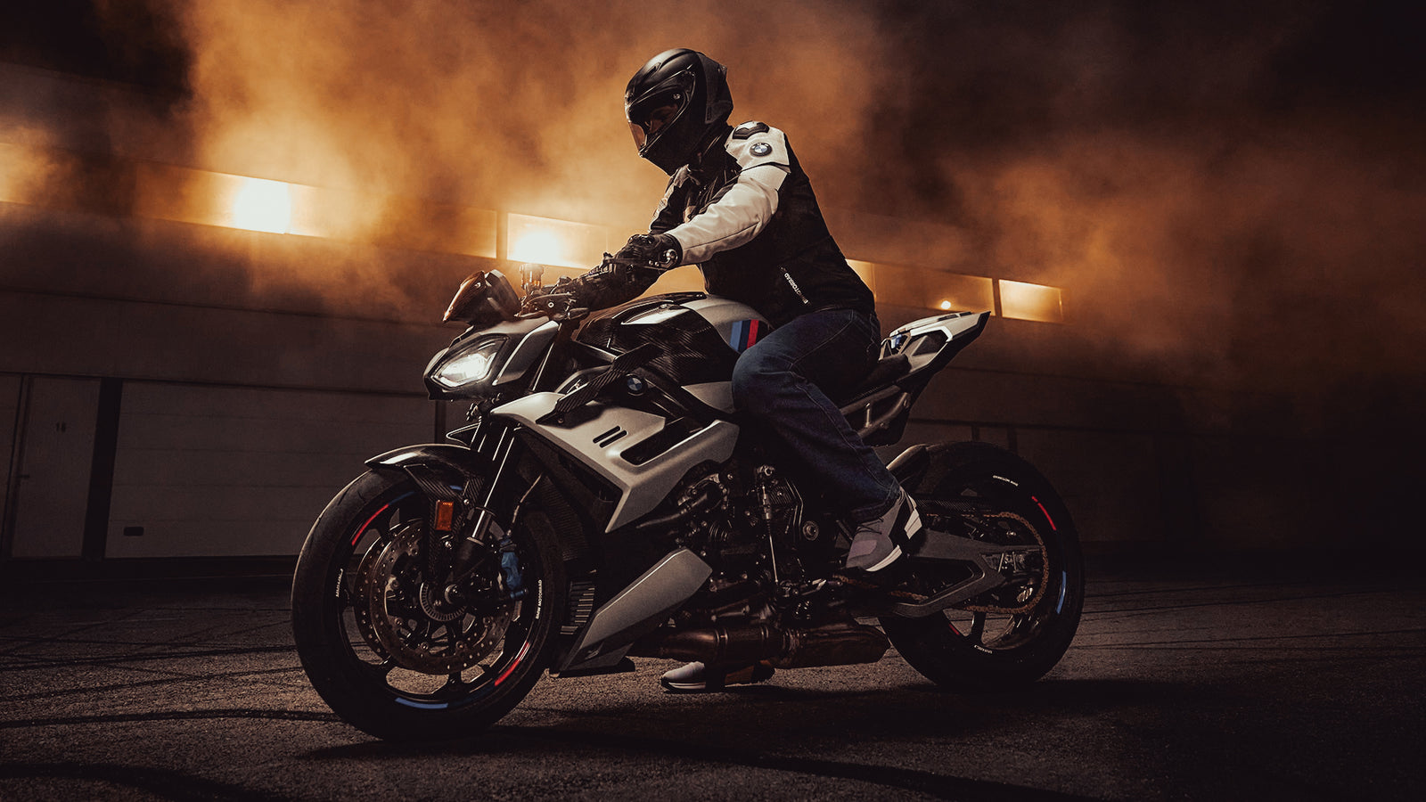 BT Moto 2025 M1000R 2.jpg
