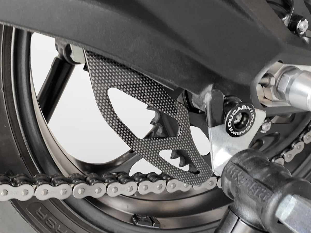 Ducabike DBK CRB93L Triumph Street Triple Glossy Carbon Chain Guard