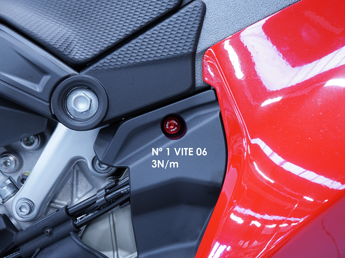 Ducabike DBK KVT101 Panigale V4 MY 2025 Low Right Side Tank Panel Screws Kit