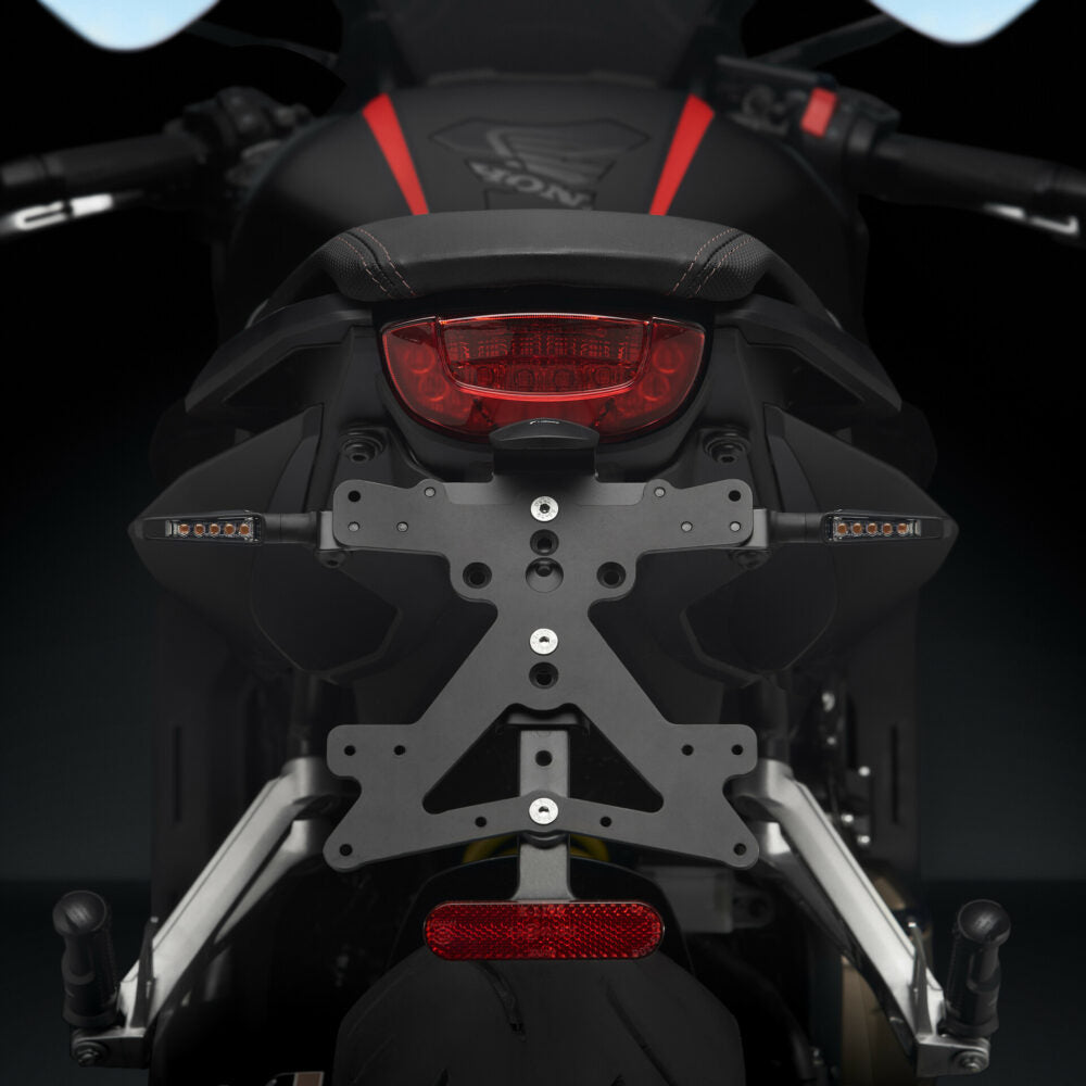 Rizoma Fox License Plate Support Kit