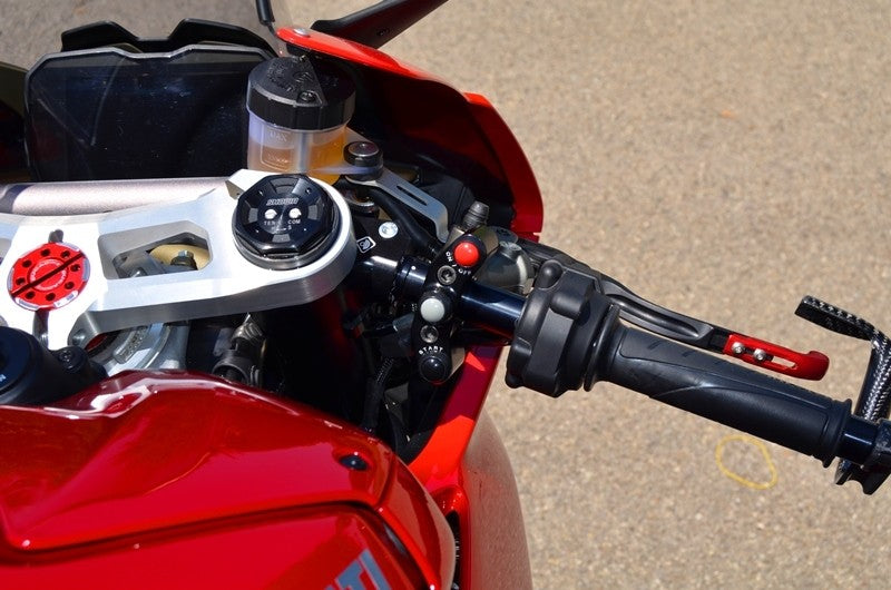Ducabike DBK CPPI07 V4 Bracket Brake Pump Brembo Radial With Buttons Integrated