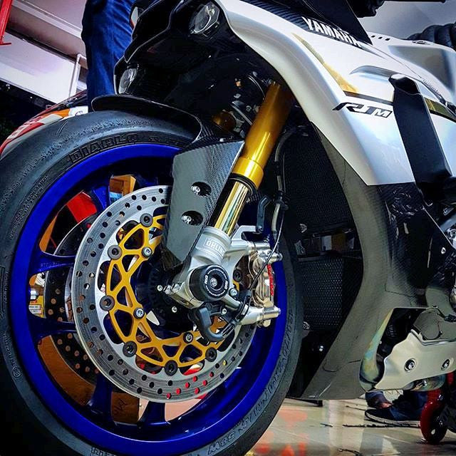Brembo Supersport Front Floating Rotor Kit for Yamaha R1 / R1S / R1M