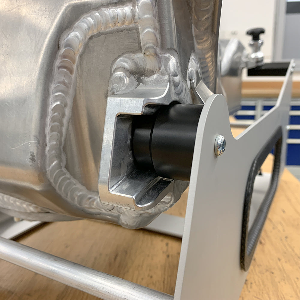 Transportation rack racing fuel tank