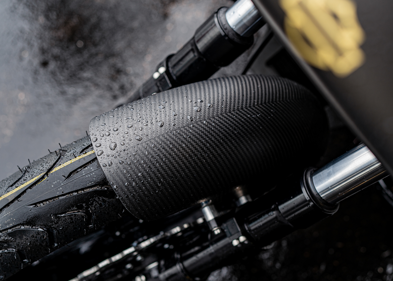 Slyfox Carbon Front Mid Length Fender