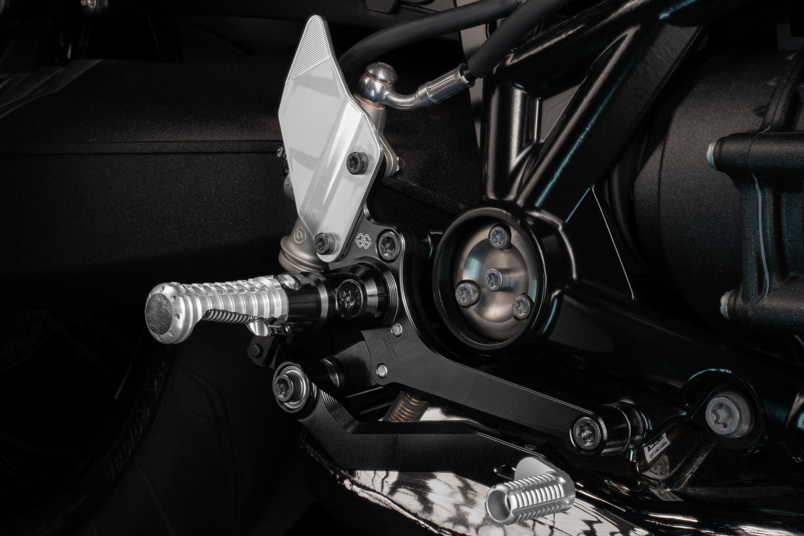 Gilles Tooling Footrest System RCT10GT BM10 Black-Silver